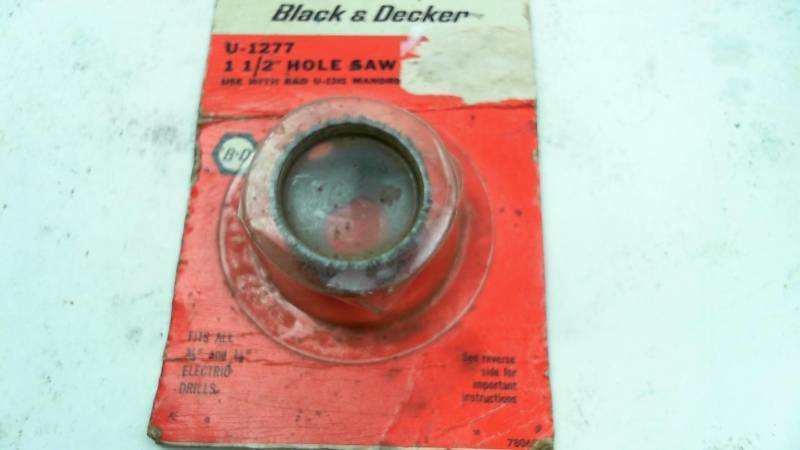 lot 96 image: Black and Decker 3 Items, 4 item lot