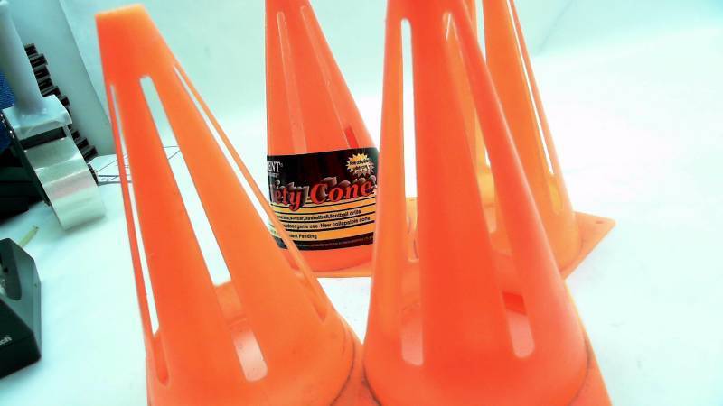 lot 103 image: Regent Safety Cones (set of 4)