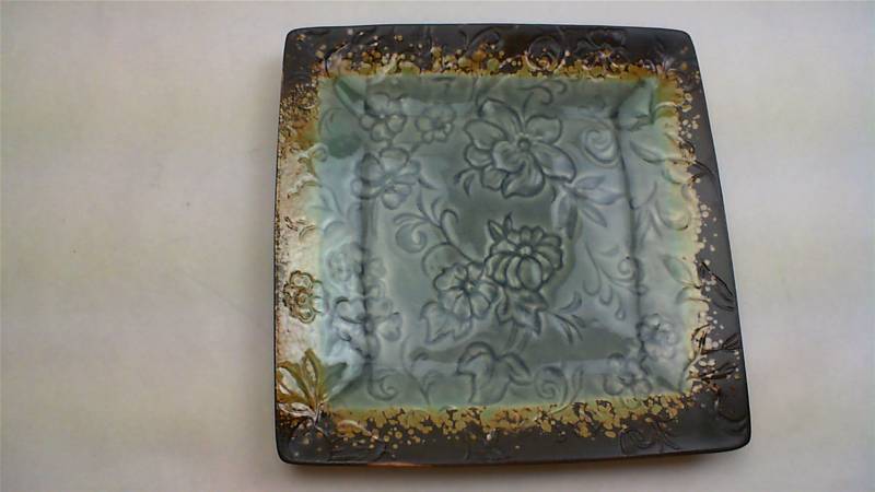 lot 45 image: McLeland Design 15-Pc. Reactive Glaze Stoneware Dinnerware Set UNUSED SEE DESCRIPTION