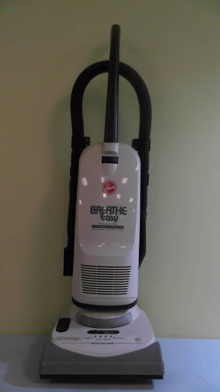 Hoover Breathe Easy Vacuum | Electronics, Sports Equipment, Household ...