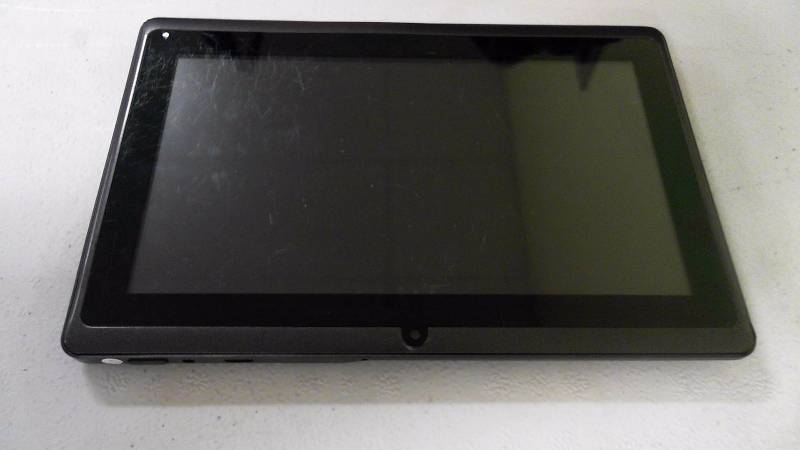 lot 425 image: Tagital Tablet A13 Q88 7in Tablet Doesnt Hold Charge No Charger