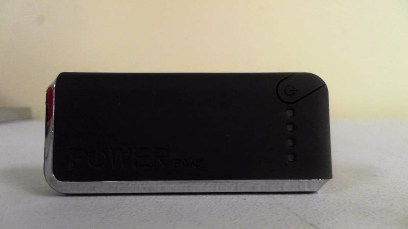 lot 462 image: Power Bank Brand Portable Charger with Built-In Flashlight No Accesories