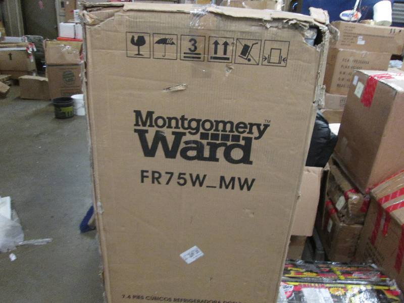 Montgomery Ward� 7.5 Cu. Ft. Refri...
