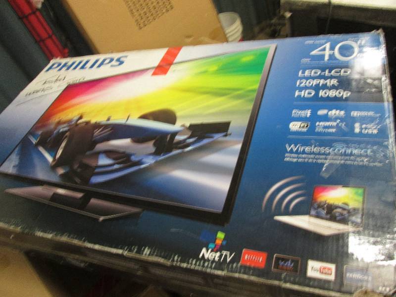 40  Smart LED HDTV by Philips open...