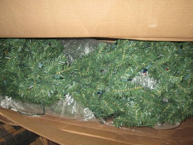Prelit Christmas Tree open box Reta...
