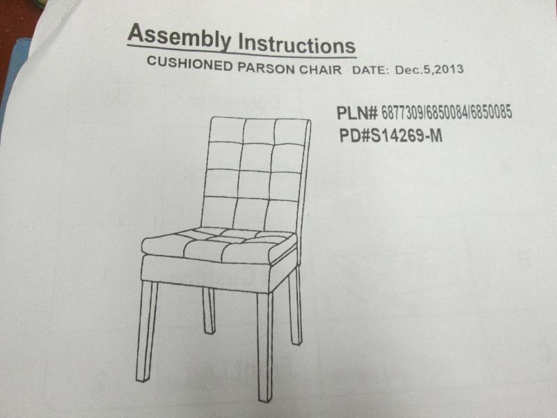 Lot of 2 Cushioned Parson Chairs i...