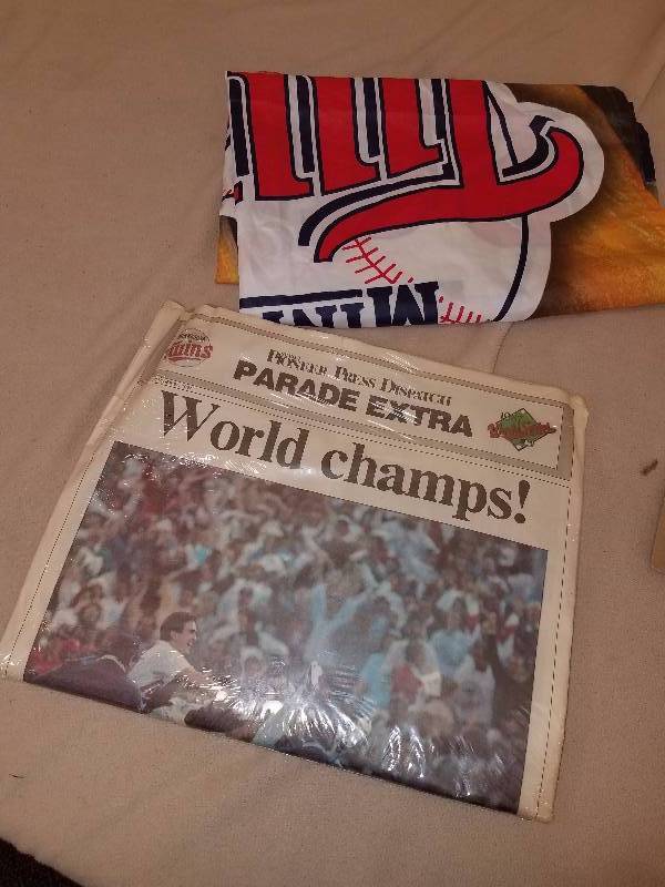 Twins World Series Collectible Lot