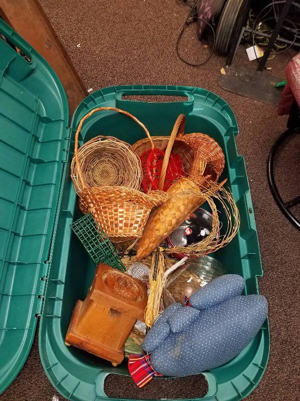 Basket and Glass Lot with Rubbermaid Container
