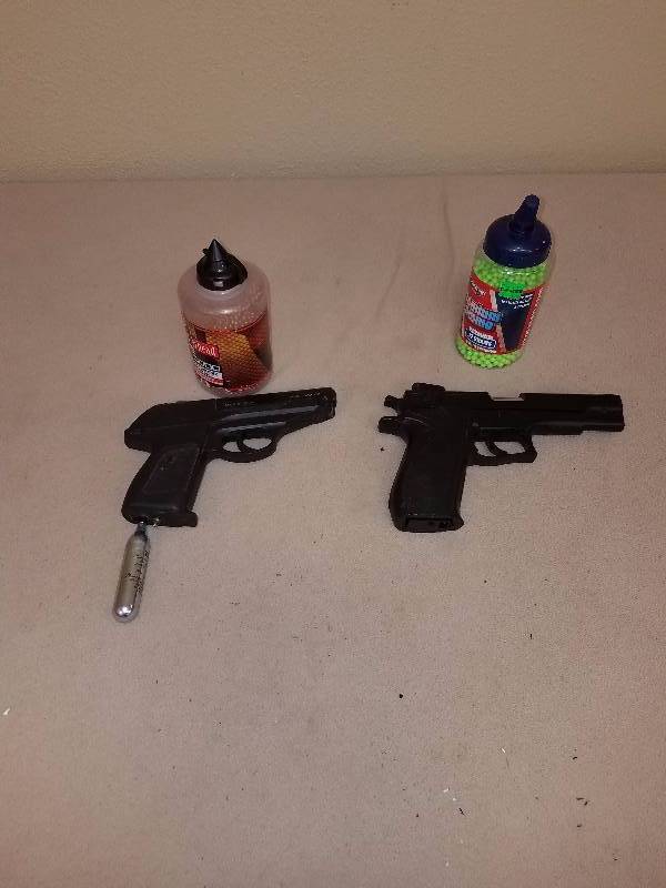 Air soft and Pellet Pistols