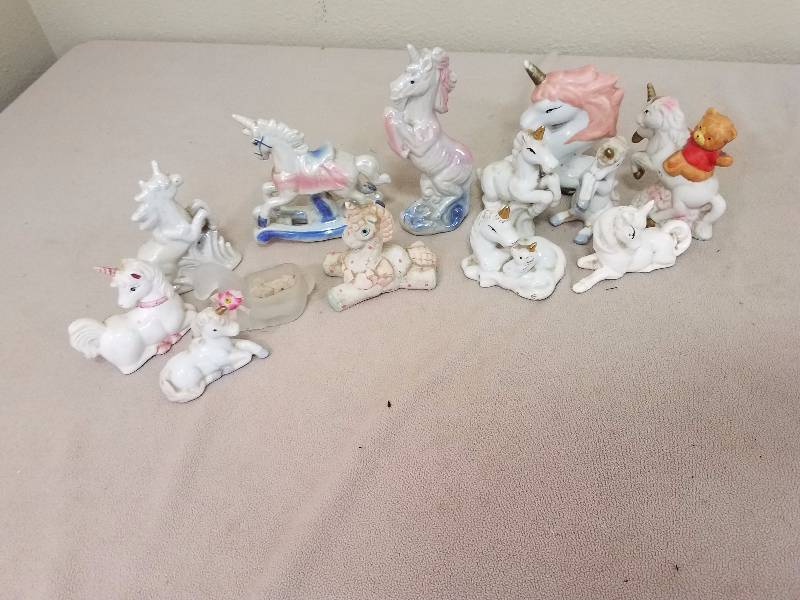 Lot of Unicorn Dcor
