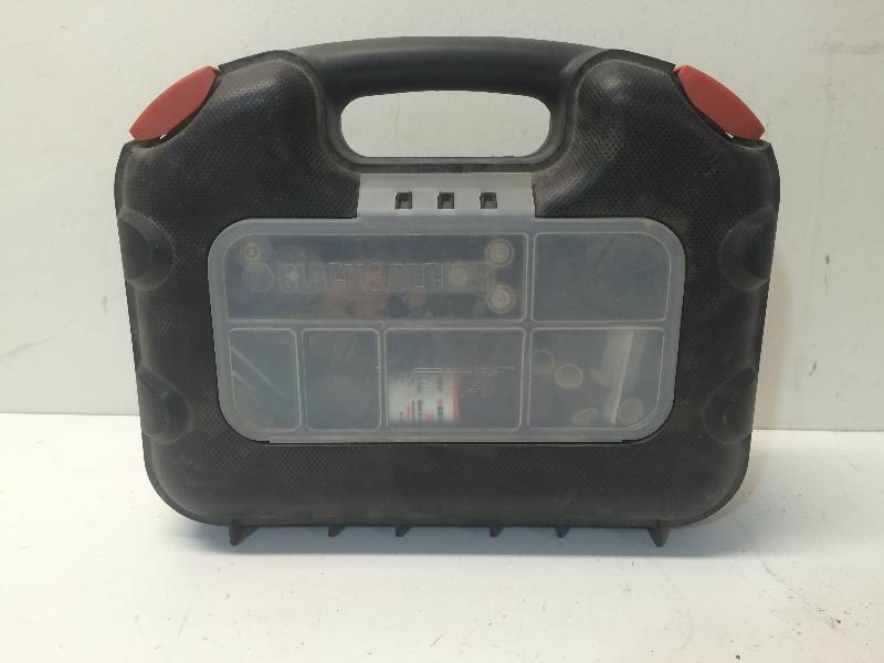 lot 18 image: Dremel With Case