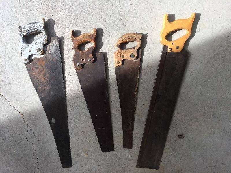 lot 107 image: Saws