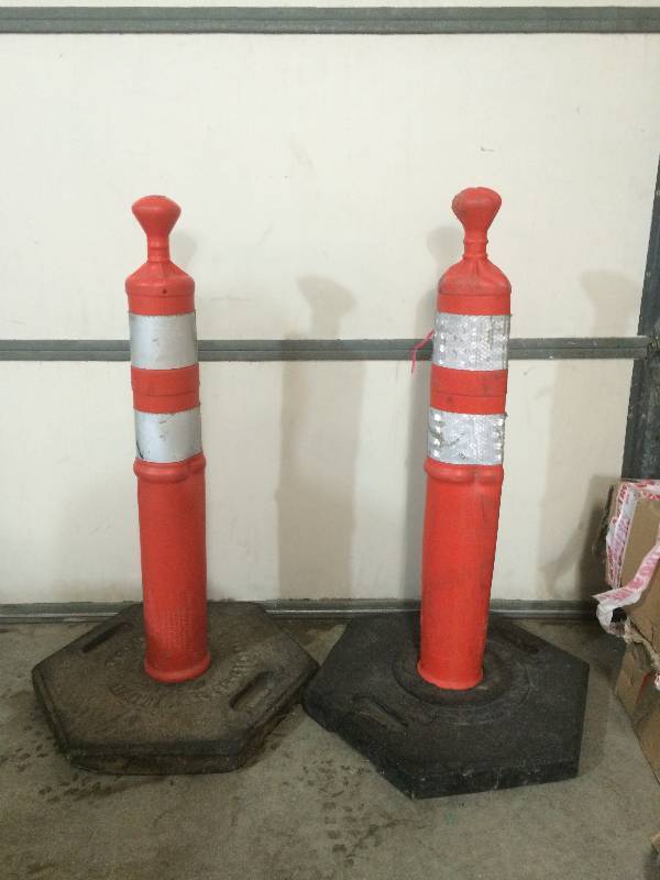 lot 30 image: Construction Candlestick Cones
