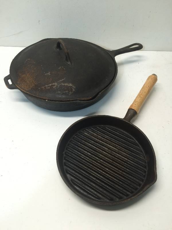 lot 34 image: Cast Iron Pans