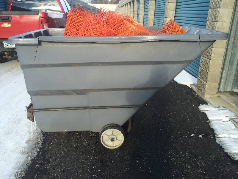 lot 38 image: Construction Dumpster