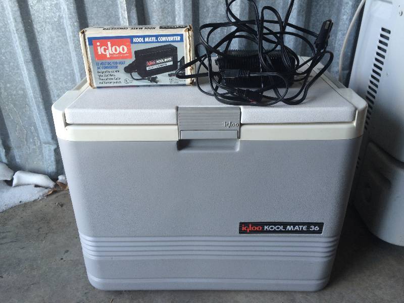 lot 41 image: Igloo Cooler