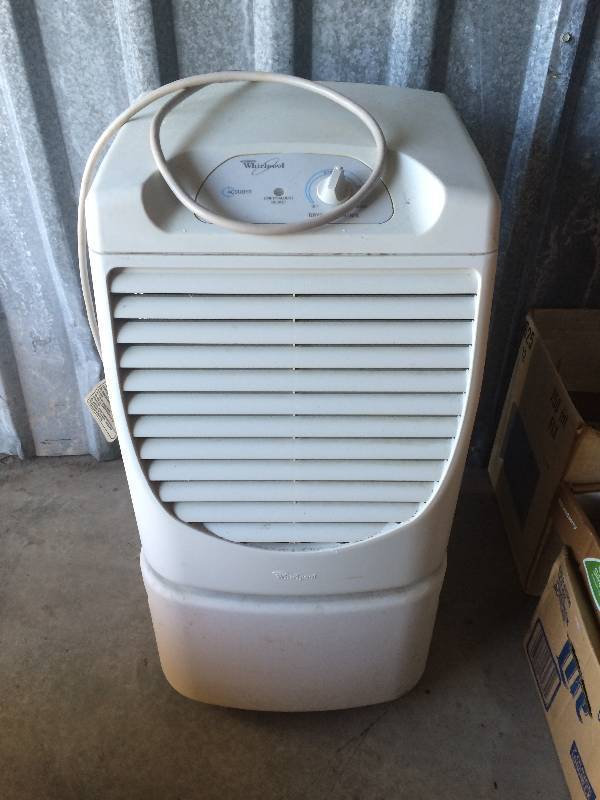 lot 43 image: Dehumidifier