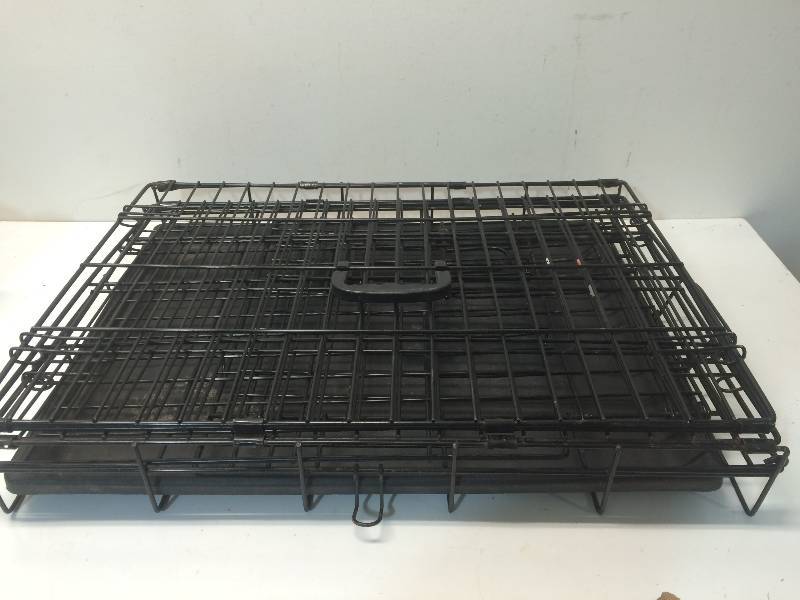 lot 55 image: Dog Kennel