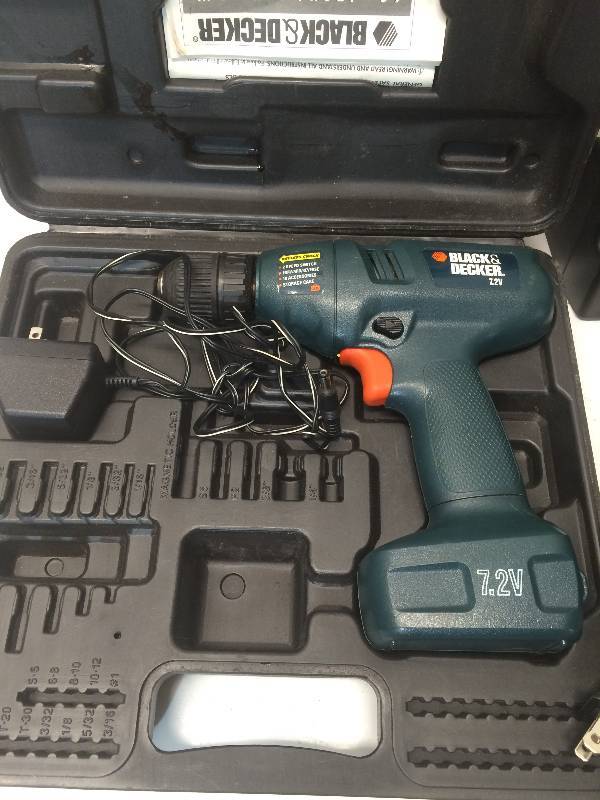 lot 47 image: Black & Decker Power Tool Kit