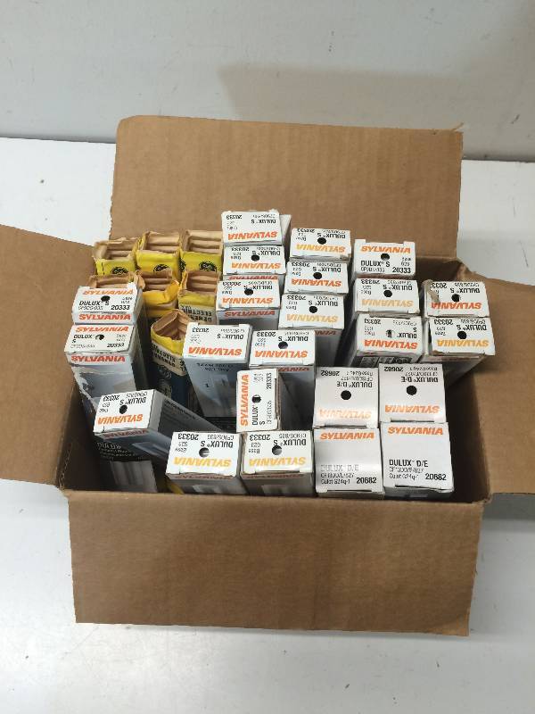lot 67 image: Mini Fluorescent Bulbs