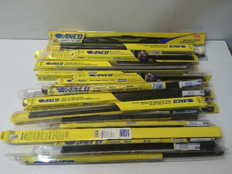 lot 70 image: Wiper Blades