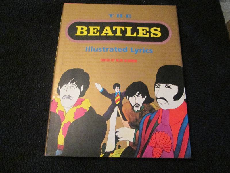 The Beatles Illustrated Lyrics hard...