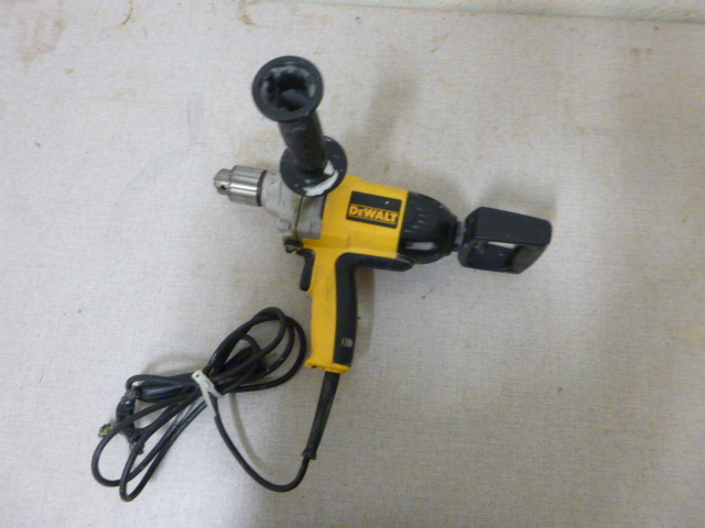 lot 17 image: DeWalt 12 Electric Drill