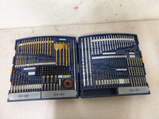 lot 18 image: Drill Bit Driver Set