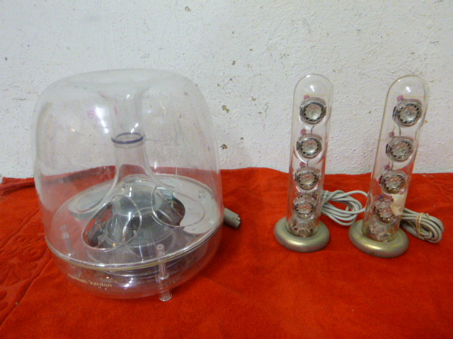 lot 27 image: 3 HarmanKardon Speakers