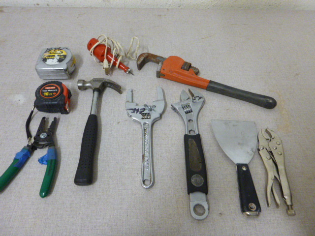 lot 29 image: Miscellaneous Tools