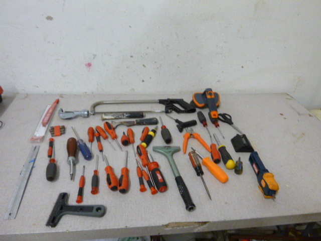 lot 31 image: Miscellaneous Tools