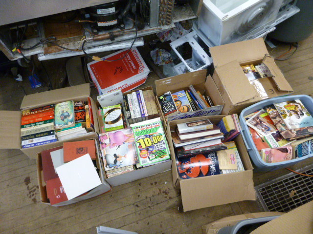 lot 78 image: Large Lot of Miscellaneous Books