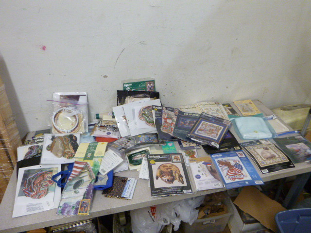 lot 92 image: Miscellaneous Craft Items