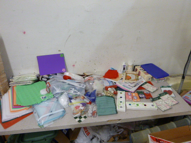 lot 105 image: Miscellaneous Craft Items