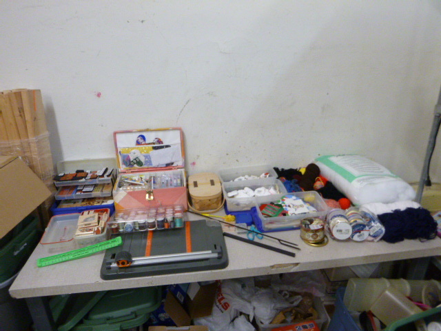 lot 119 image: Miscellaneous Craft Items