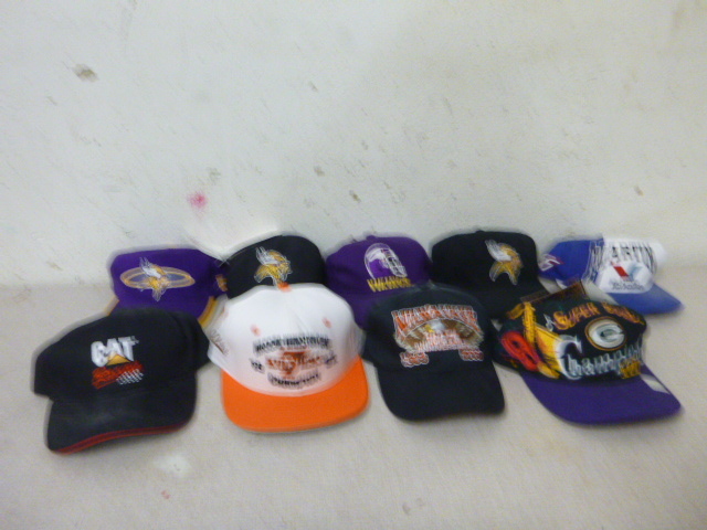 lot 123 image: Lot of Baseball Caps