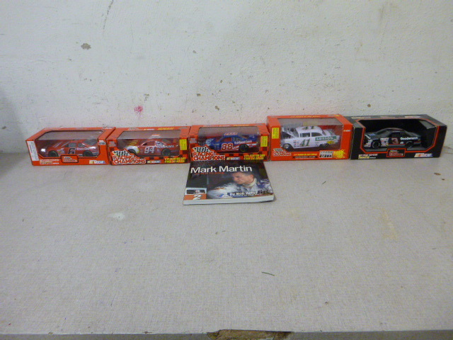 lot 127 image: 5 Die Cast NASCAR Cars
