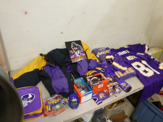 lot 163 image: Lot of Minnesota Vikings Items