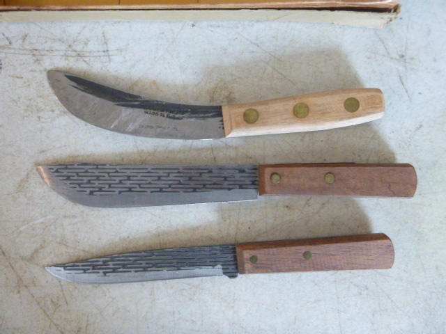 lot 189 image: 3 Knives