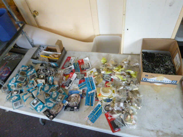 lot 196 image: Miscellaneous Hardware