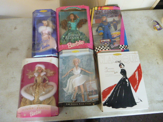 lot 220 image: 6 Collectible Barbie Dolls