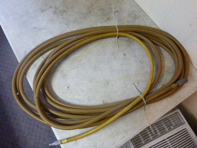 lot 251 image: Air Hose