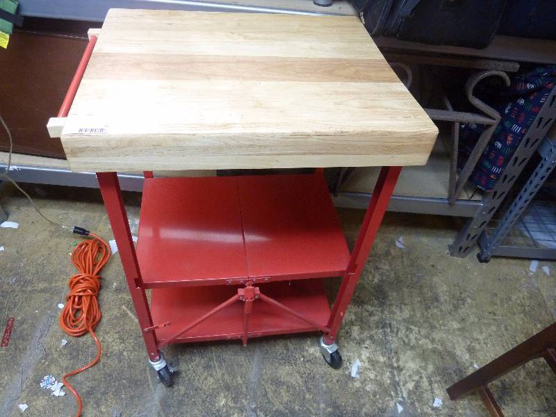 lot 41 image: Butcher Block Rolling Cart