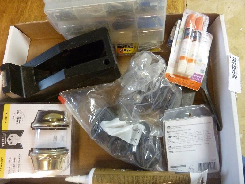 lot 85 image: Hardware Lot