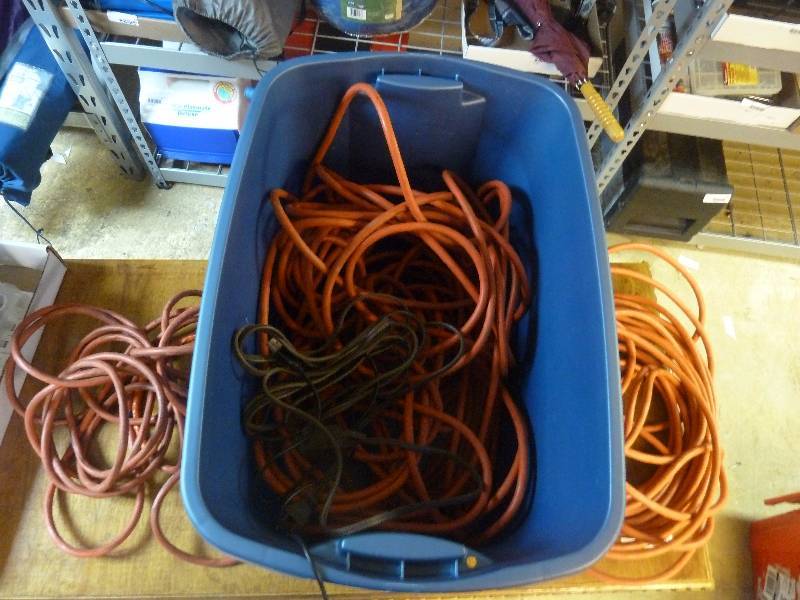 lot 105 image: Extension Cord Lot