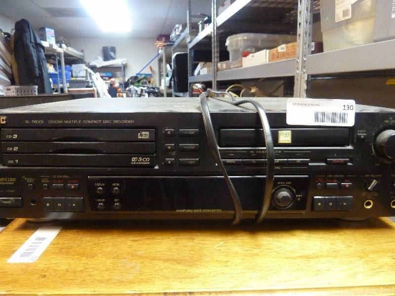 lot 130 image: JVC CDCDR Multiple CD Recorder