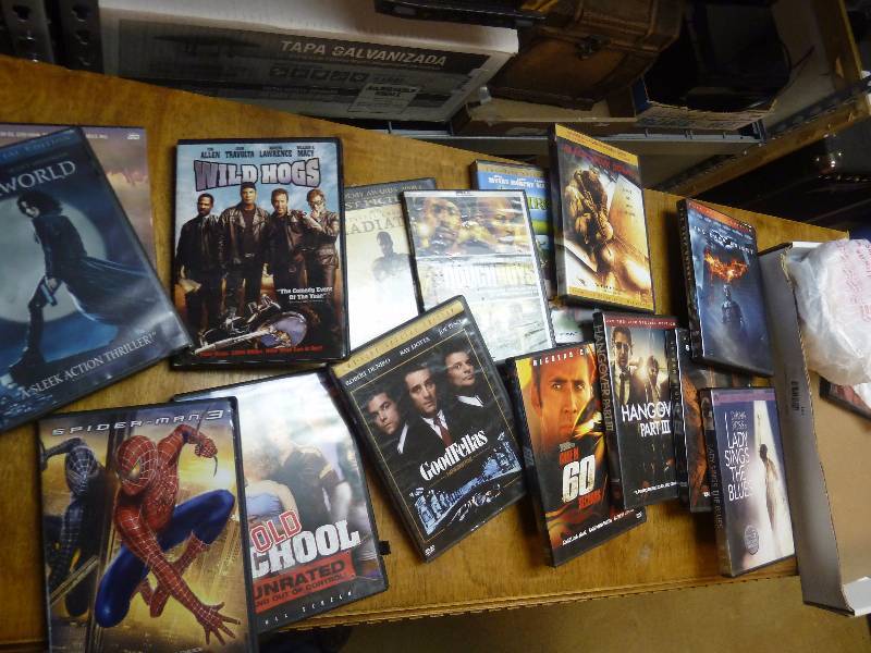 lot 136 image: Large DVD Movie Lot