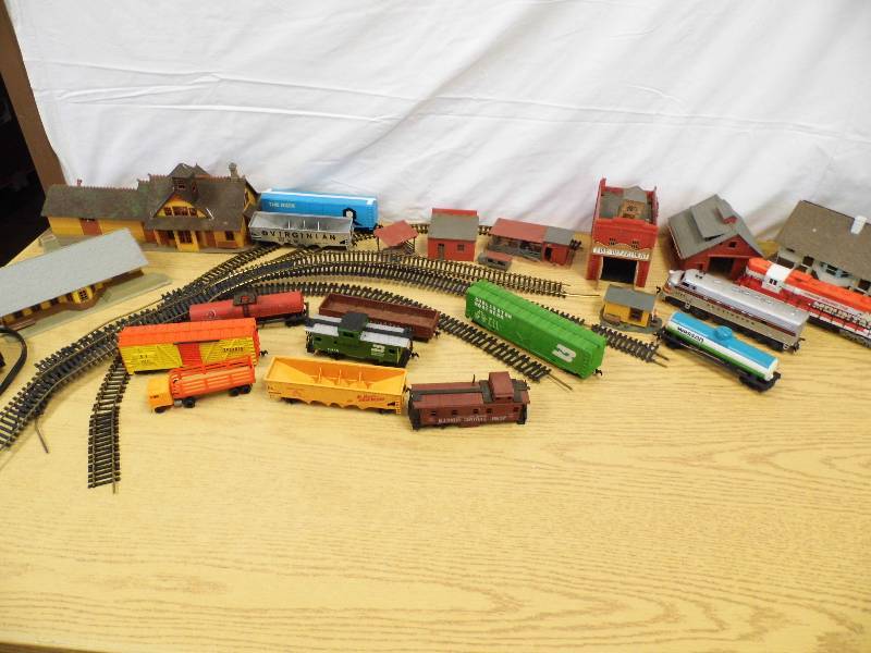 Train Buildings - Track - Cars - Locomotives
