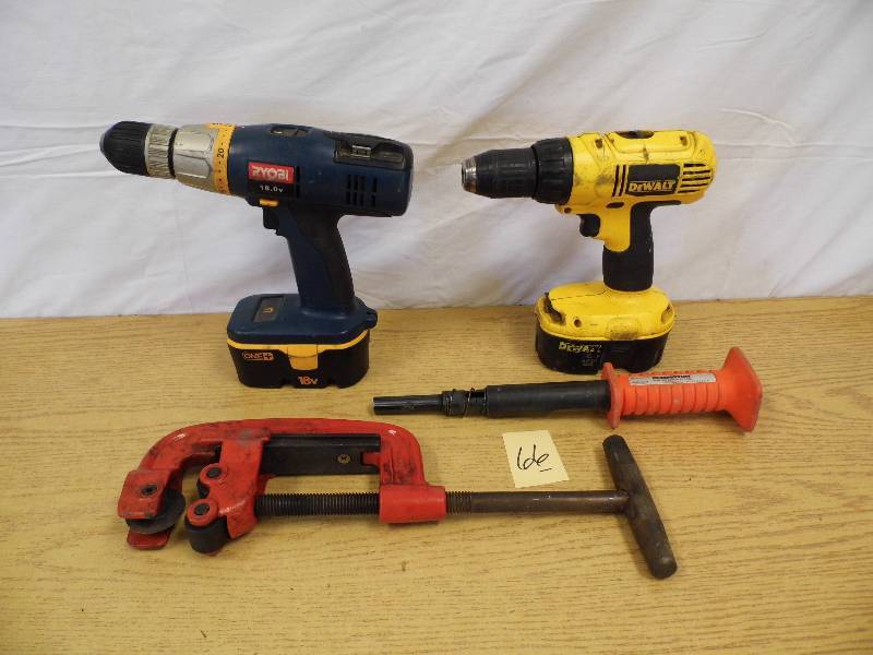 2 Drills - Pipe Cutter - Actuated Tool