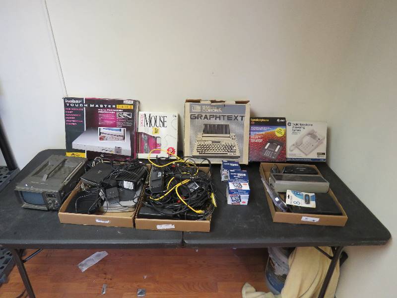 Electronic Lot Some vintage